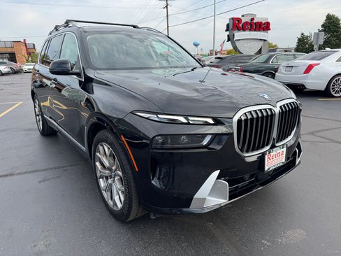 Used 2023 BMW X7 xDrive40i image 40