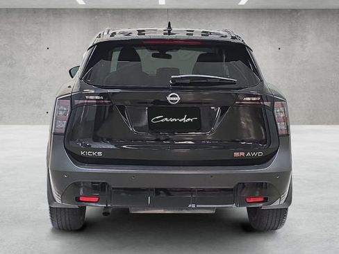 Certified 2025 Nissan Kicks SR w/ Illumination Package image 15