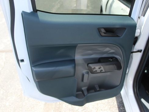 Used 2023 Ford Maverick Lariat w/ Black Appearance Package FWD image 21