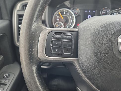 Used 2022 RAM 2500 Tradesman w/ Chrome Appearance Group image 17