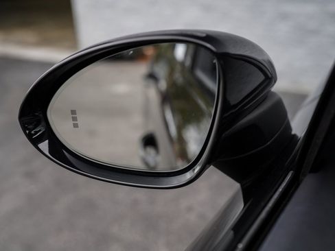 Used 2020 Porsche Cayenne image 36