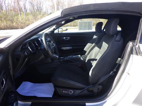 Used 2016 Ford Mustang Convertible w/ Equipment Group 051A image 10