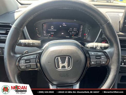 Used 2023 Honda Pilot Touring image 18