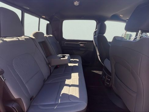 Used 2022 RAM 1500 Big Horn AWD/4WD image 19