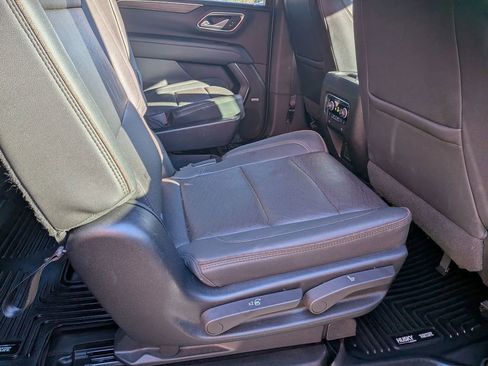 Certified 2022 Chevrolet Suburban High Country w/ Max Trailering Package image 28