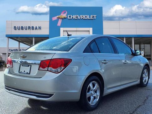 Used 2013 Chevrolet Cruze LT w/ RS Package image 4