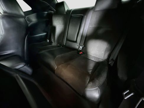 Used 2016 Dodge Challenger R/T Scat Pack w/ Leather Interior Group RWD image 25