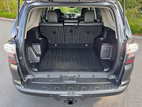 Used 2019 Toyota 4Runner Limited AWD/4WD image 36
