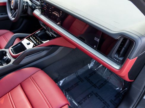 New 2026 Porsche Cayenne E-Hybrid image 55