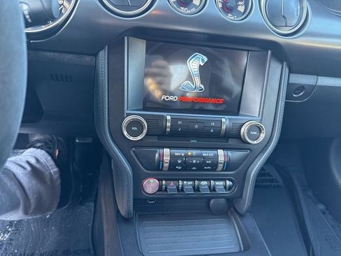 Used 2022 Ford Mustang Shelby GT500 w/ Technology Package image 14