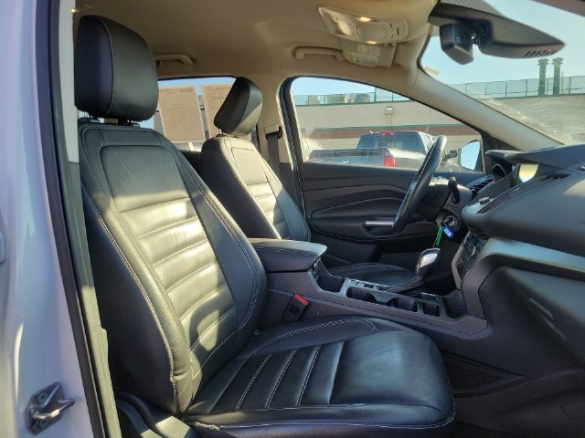 Used 2018 Ford Escape SEL w/ Ford Safe & Smart Package AWD/4WD image 31