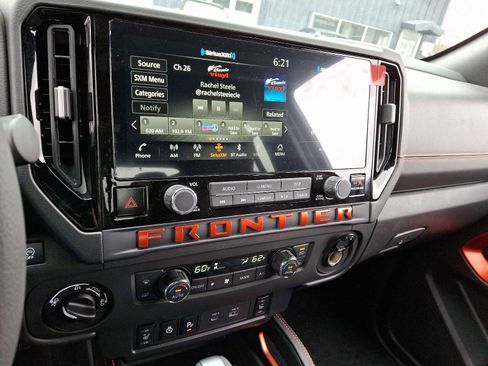 New 2025 Nissan Frontier PRO-4X w/ Pro Convenience Package image 11