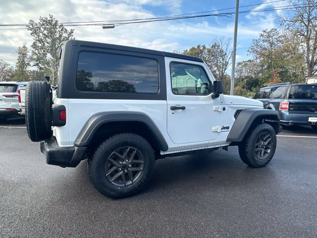 Used 2024 Jeep Wrangler Sport AWD/4WD image 16