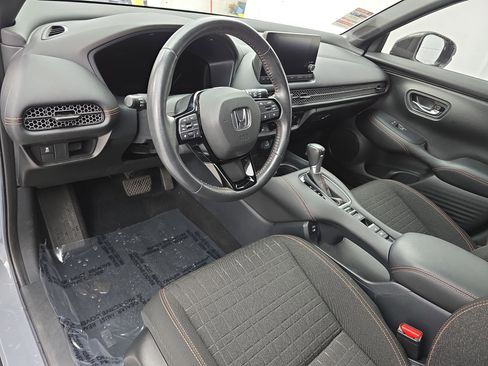 Used 2024 Honda HR-V Sport image 15
