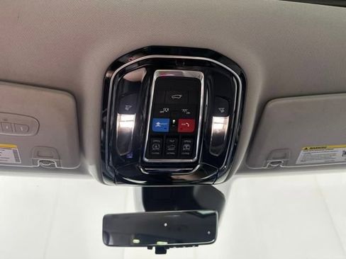 Used 2022 Jeep Grand Cherokee L Overland w/ Advanced Protech Group III image 25