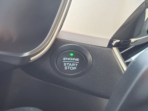Used 2020 Ford Escape SE FWD image 21