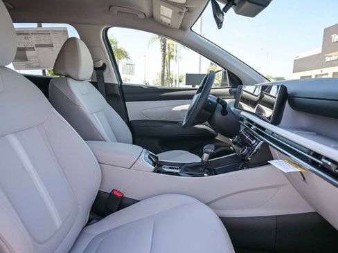 New 2026 Hyundai Tucson SEL image 18