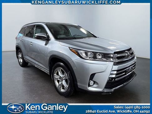 Used 2018 Toyota Highlander Limited image 7