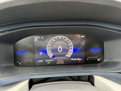 Certified 2023 Volkswagen Taos SE w/ Panoramic Sunroof Package AWD/4WD image 27