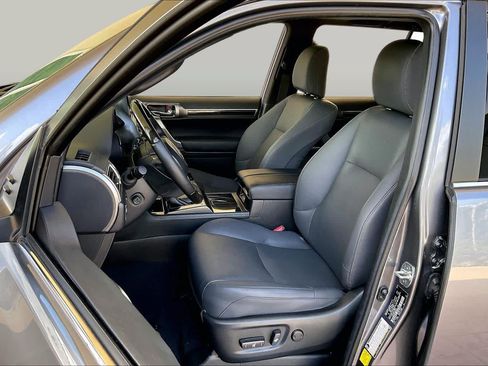 Used 2023 Lexus GX 460 Premium w/ Premium Package AWD/4WD image 7