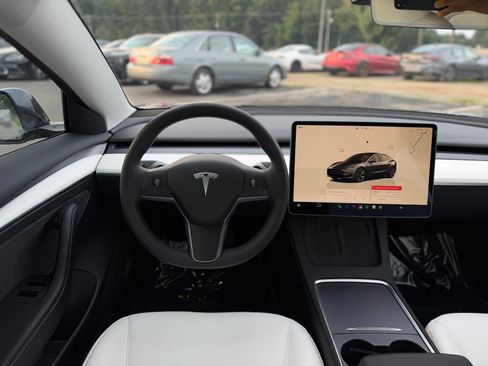 Used 2023 Tesla Model 3 Long Range AWD/4WD image 29
