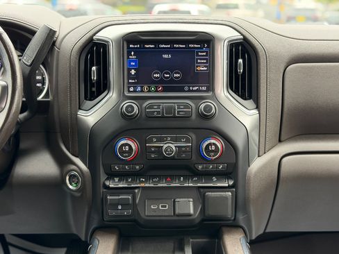 Used 2020 Chevrolet Silverado 3500 LTZ w/ LTZ Plus Package AWD/4WD image 10