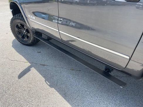 Used 2021 RAM 1500 Laramie AWD/4WD image 9