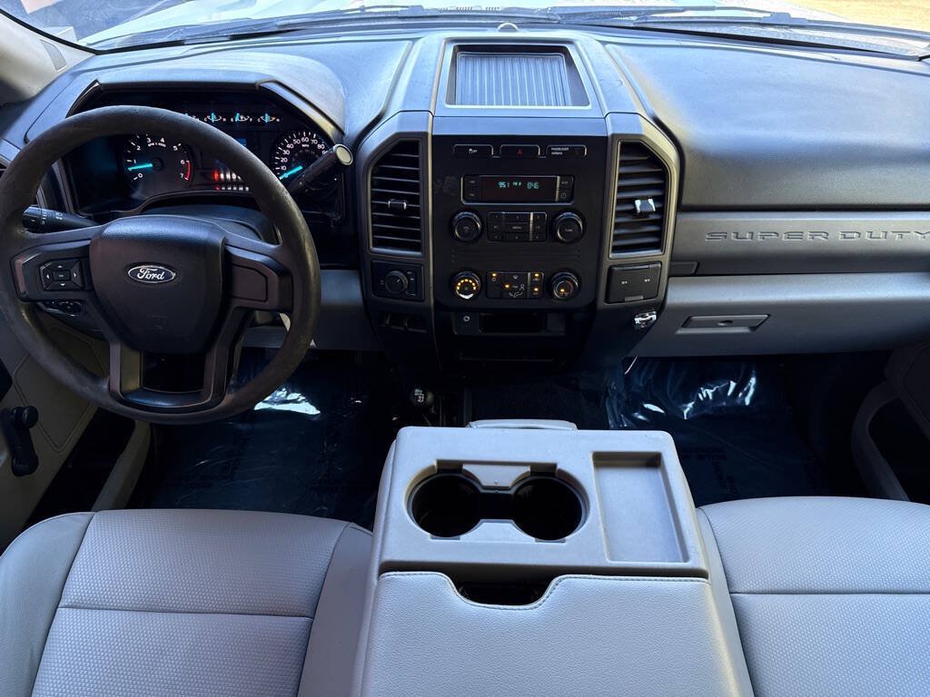 Used 2019 Ford F350 XL AWD/4WD image 16