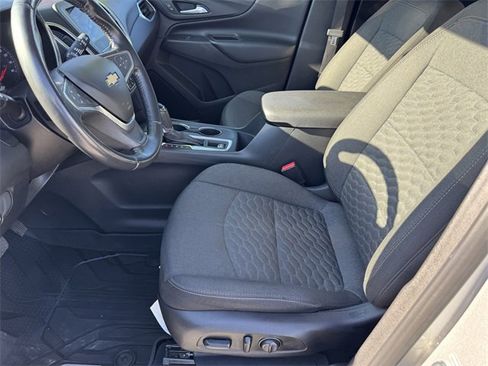 Certified 2019 Chevrolet Equinox LT image 12