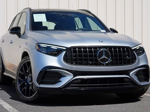 Used 2025 Mercedes-Benz GLC 63 AMG S image 4