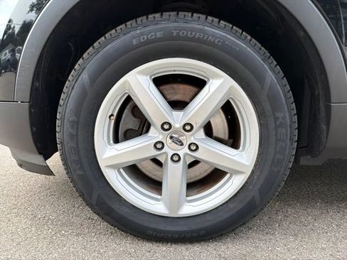Used 2016 Ford Explorer XLT AWD/4WD image 9