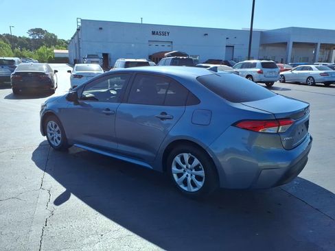 Used 2025 Toyota Corolla LE image 5