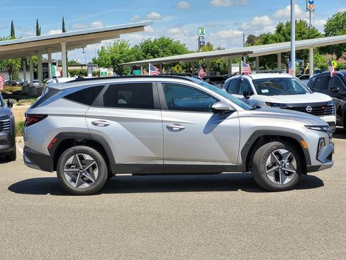 New 2026 Hyundai Tucson SEL AWD/4WD image 3
