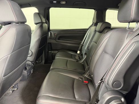 Used 2025 Honda Odyssey Sport-L image 27