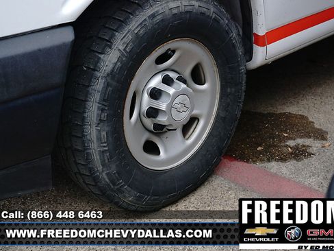 Used 2019 Chevrolet Express 2500 Work Van w/ Enhanced Convenience Package image 7