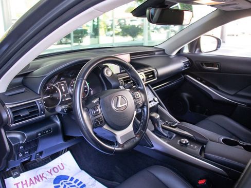 Used 2017 Lexus IS 200t w/ Navigation System Package RWD image 11