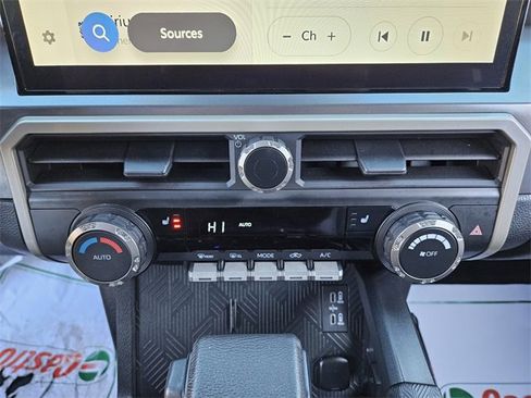 Used 2024 Toyota Tacoma TRD Sport image 24