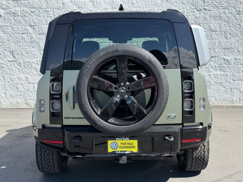 Used 2022 Land Rover Defender 90 X AWD/4WD image 6