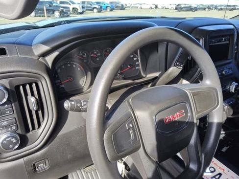 Used 2023 GMC Sierra 1500 Pro w/ X31 Off-Road Package AWD/4WD image 4