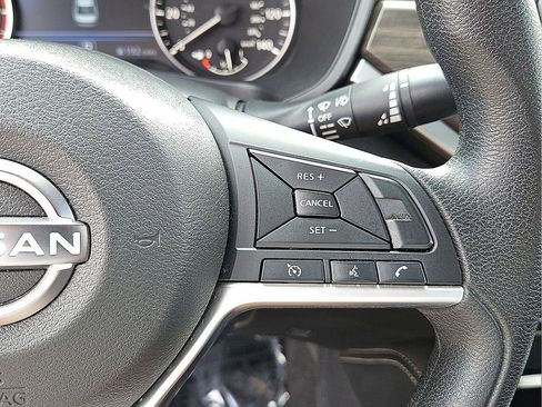 Used 2023 Nissan Altima 2.5 SV image 26