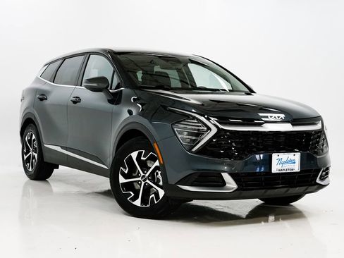 Certified 2024 Kia Sportage EX image 5