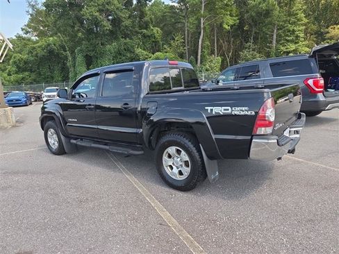 Used 2015 Toyota Tacoma 4x4 Double Cab w/ TRD Off-Road Package image 5
