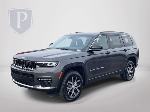 New 2025 Jeep Grand Cherokee L Limited image 4