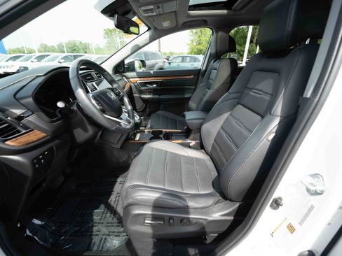 Used 2022 Honda CR-V Touring image 9