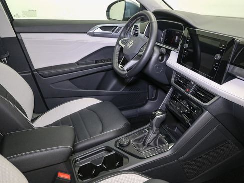 Used 2025 Volkswagen Taos SEL w/ Black Wheel Plus Package image 18