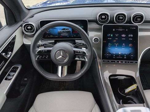 Used 2024 Mercedes-Benz GLC 300 image 15