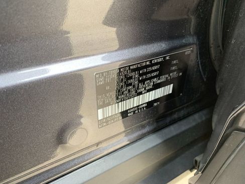 Used 2025 Toyota RAV4 XLE image 36