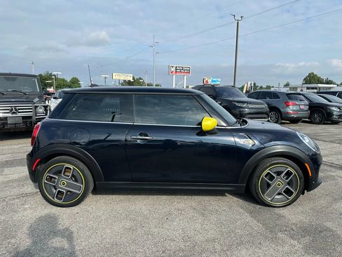 Used 2021 MINI Cooper SE w/ 8.8" Touchscreen Nav Package image 29