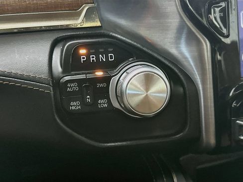 Used 2021 RAM 1500 Limited AWD/4WD image 16