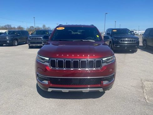 New 2024 Jeep Wagoneer Series III w/ Flexible Seating Group AWD/4WD image 9